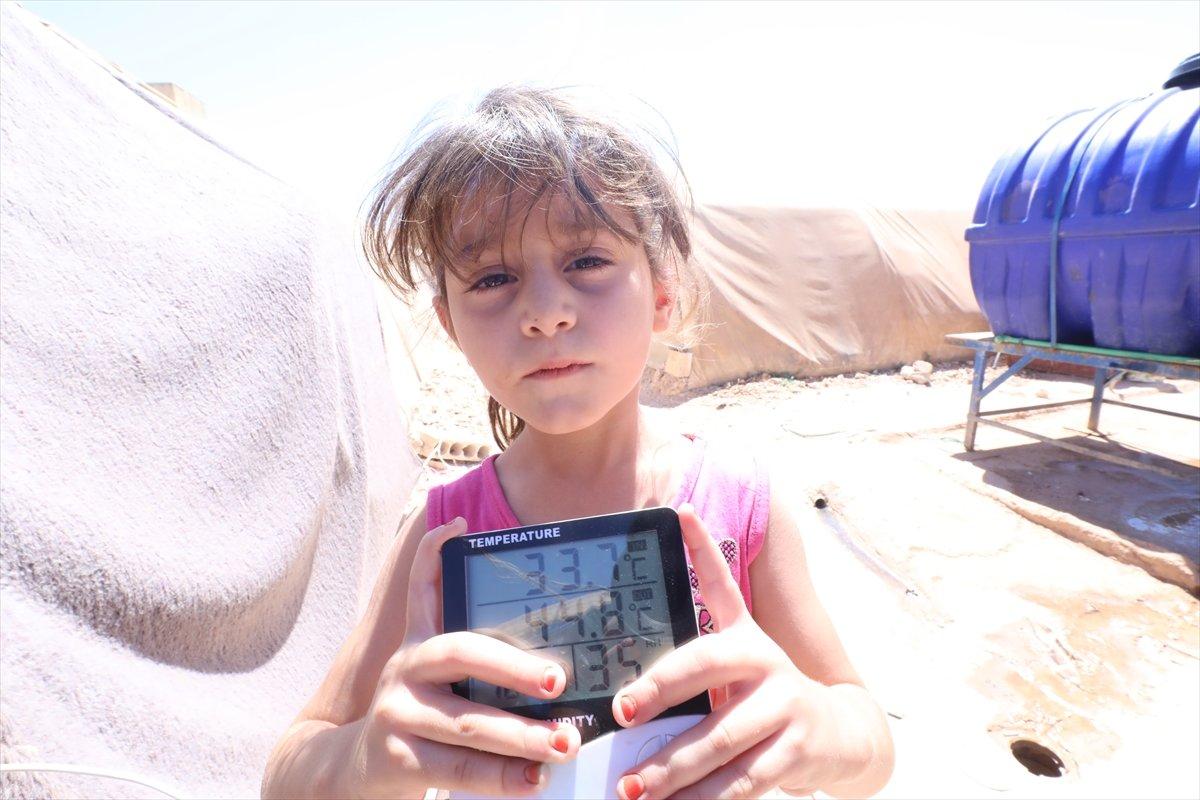 İdlib'de siviller kavurucu sıcaklardan olumsuz etkileniyor