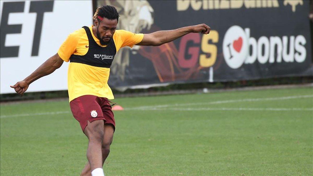 Galatasaray'da Luyindama kulüp bulacak