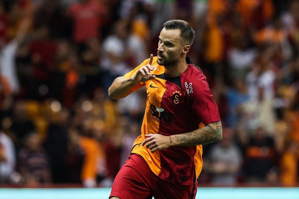 Seferovic, Falcao gibi başladı