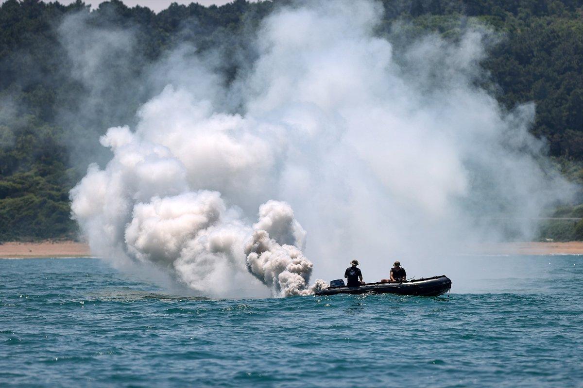 Mavi Vatan'ın korkusuz komandolarının eğitimi görüntülendi