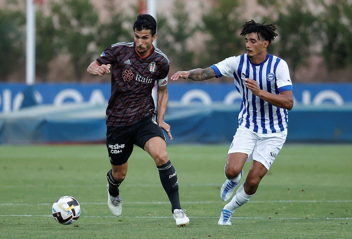 Beşiktaş, hazırlık maçında Deportivo Alaves'e mağlup oldu