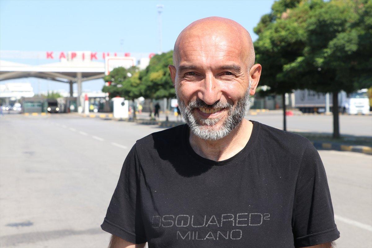 Kapıkule Sınır Kapısı’nda gurbetçiler dönüş sevinci yaşadı