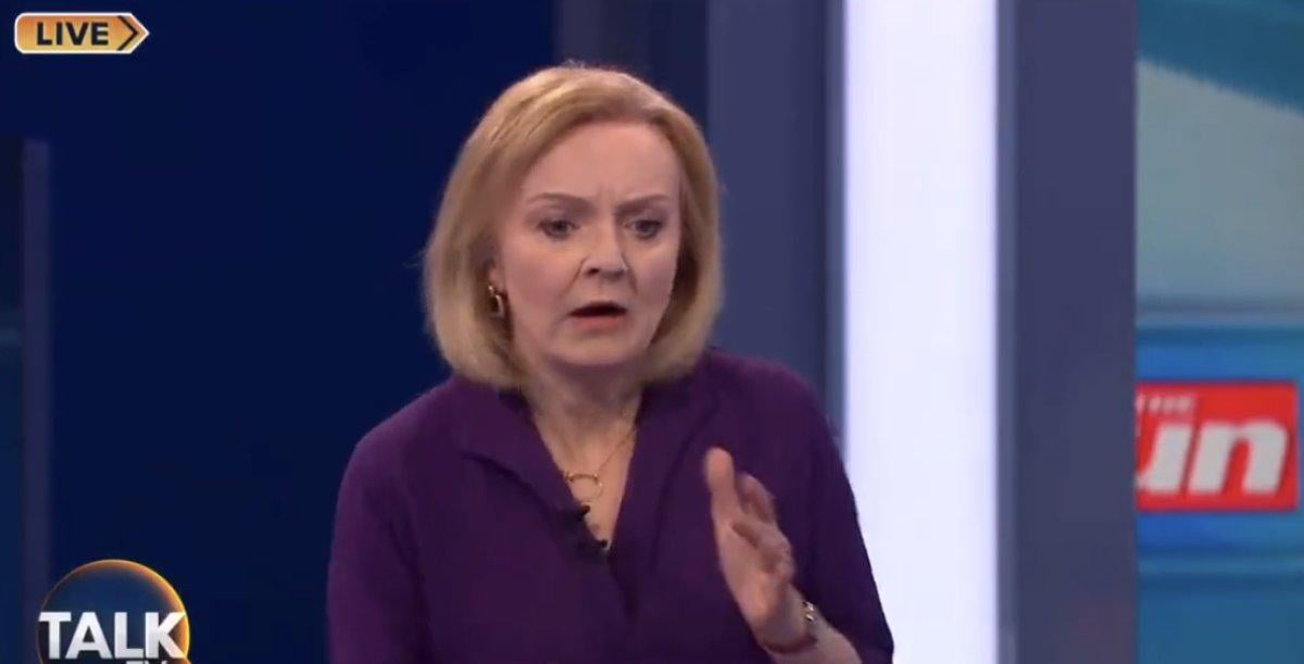 İngiltere'de başbakanlık maratonu: Moderatör bayıldı