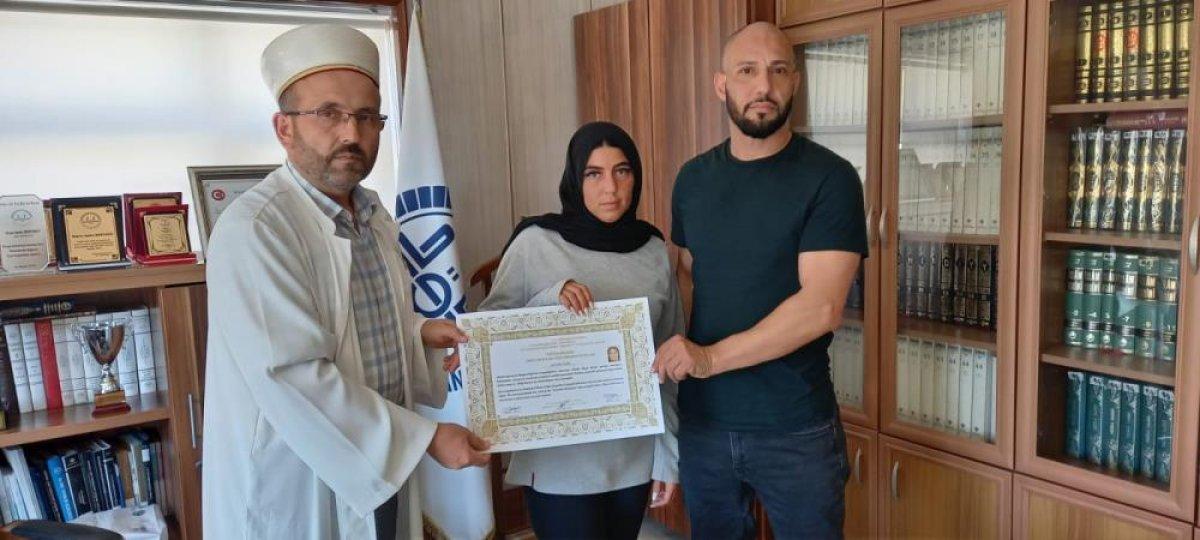Alman genç kadın Zonguldak'ta Müslüman oldu
