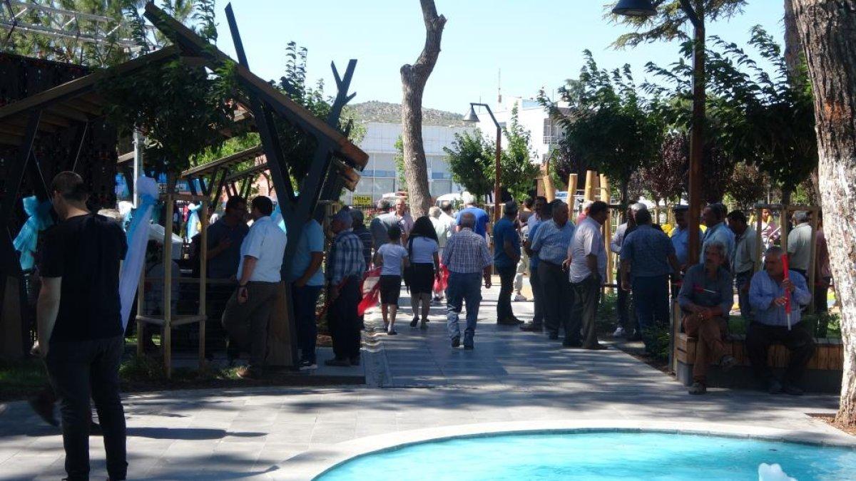 Çanakkale'nin ilk millet bahçesi açıldı
