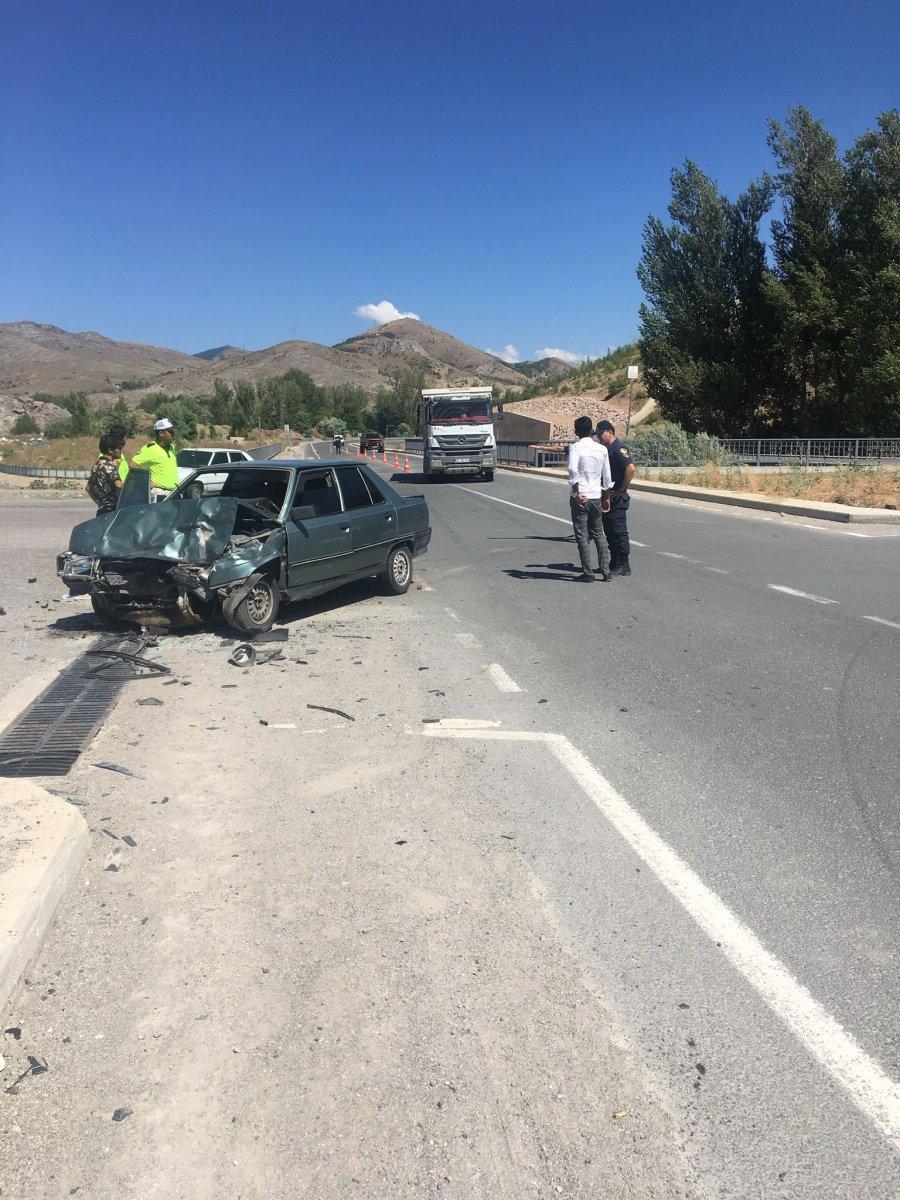 Gümüşhane'de trafik kazası: 8 yaralı