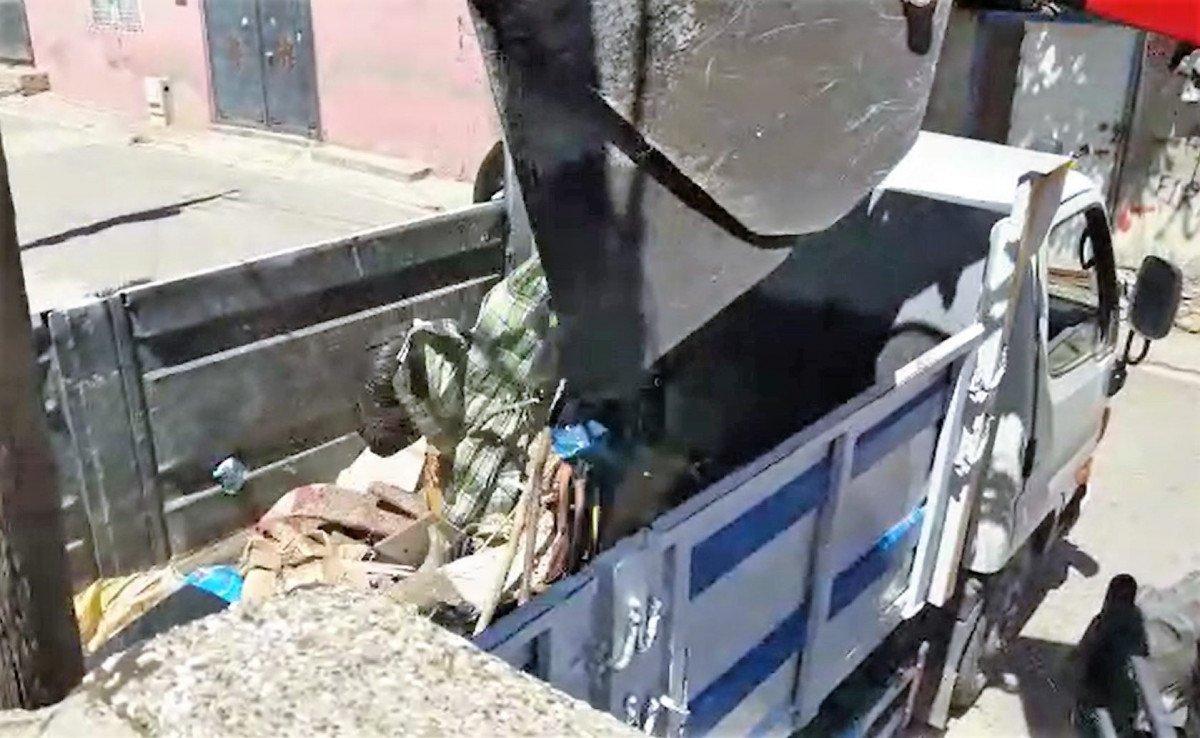 Diyarbakır'da eski gelini tarafından evi çöplüğe çevrildi