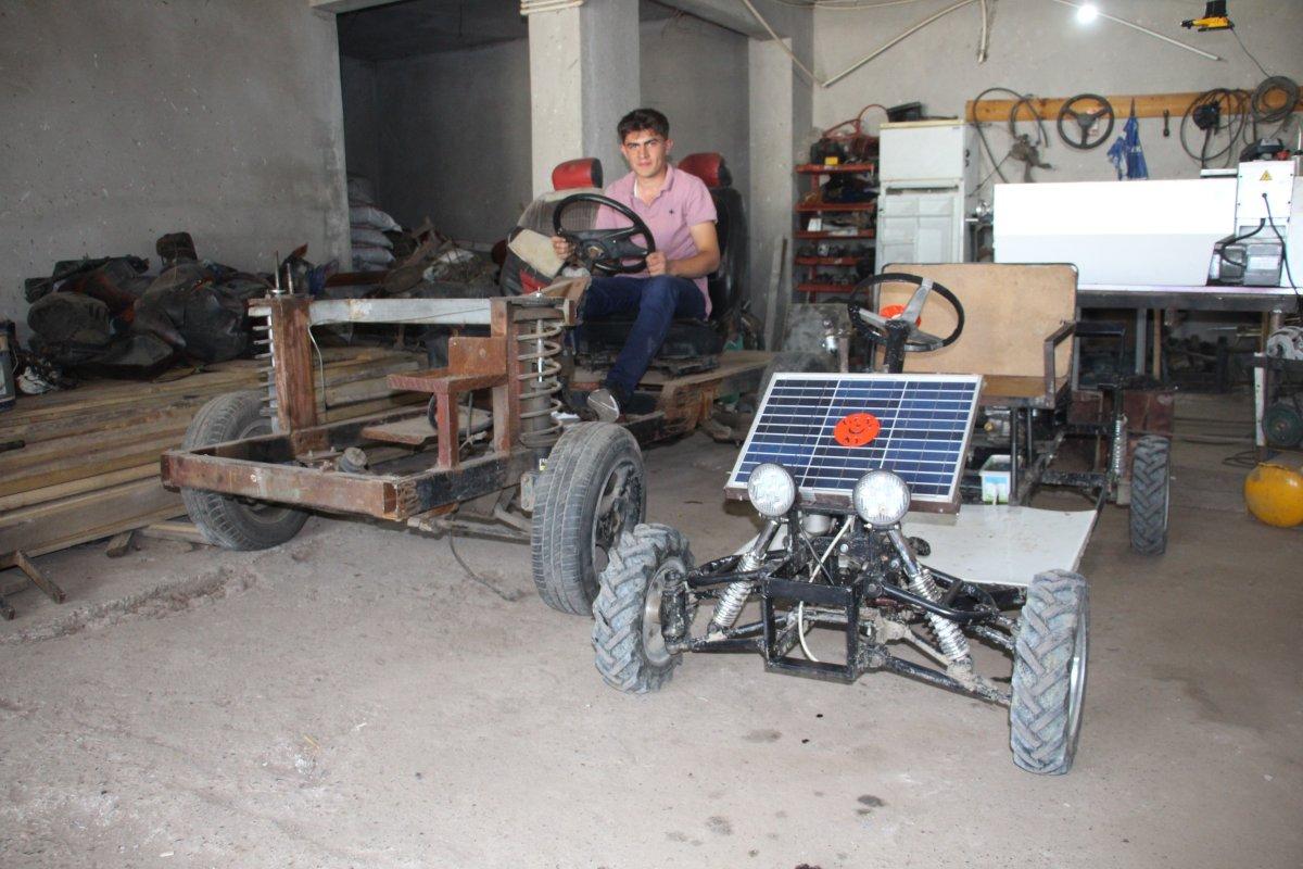 Sivas'ta liseli genç kendi aracını yaptı