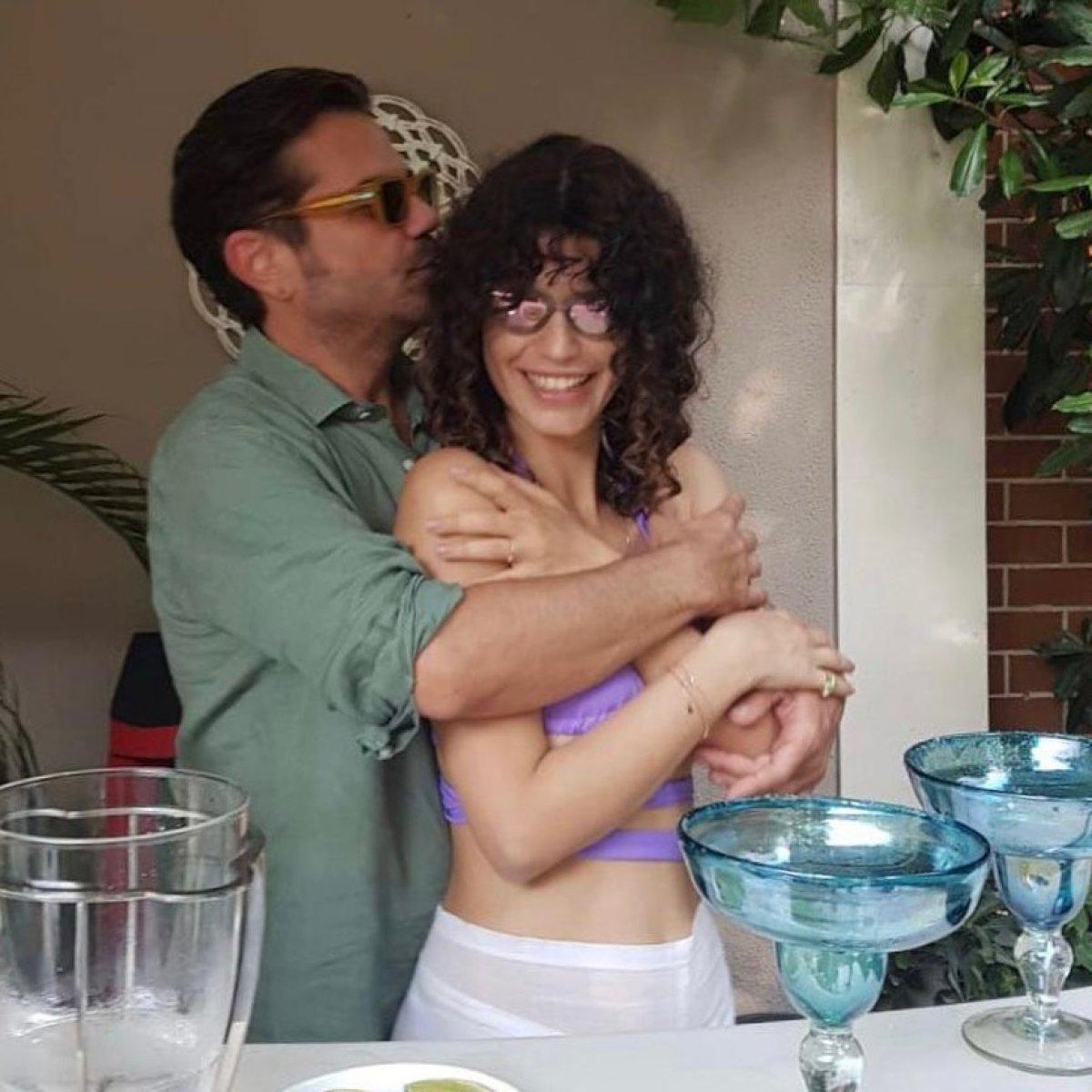 Kenan Doğulu’dan romantik evlilik yıl dönümü paylaşımı