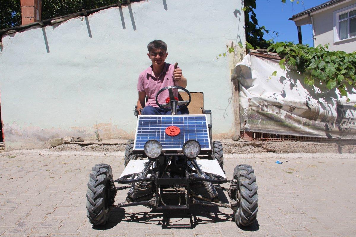 Sivas'ta liseli genç kendi aracını yaptı