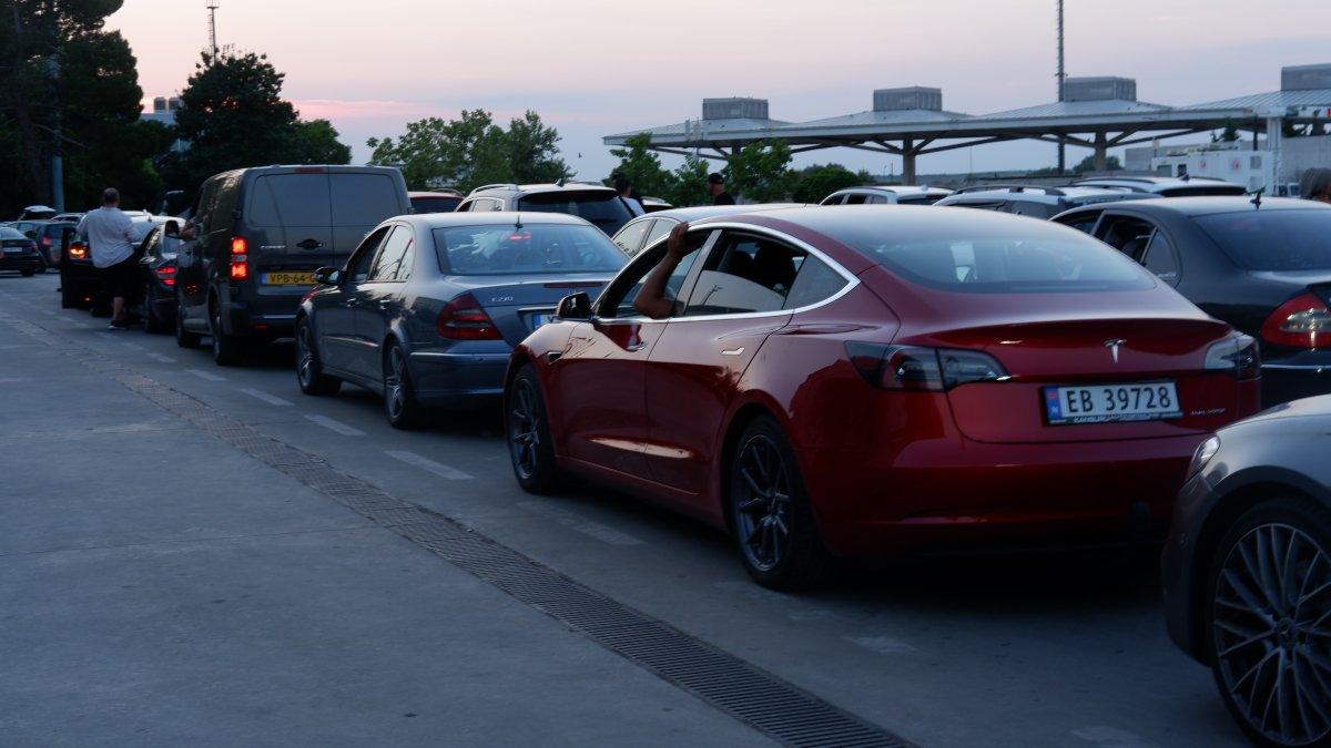 Dönüş yolundaki gurbetçiler: Halinize şükredin, Avrupa bildiğiniz gibi değil