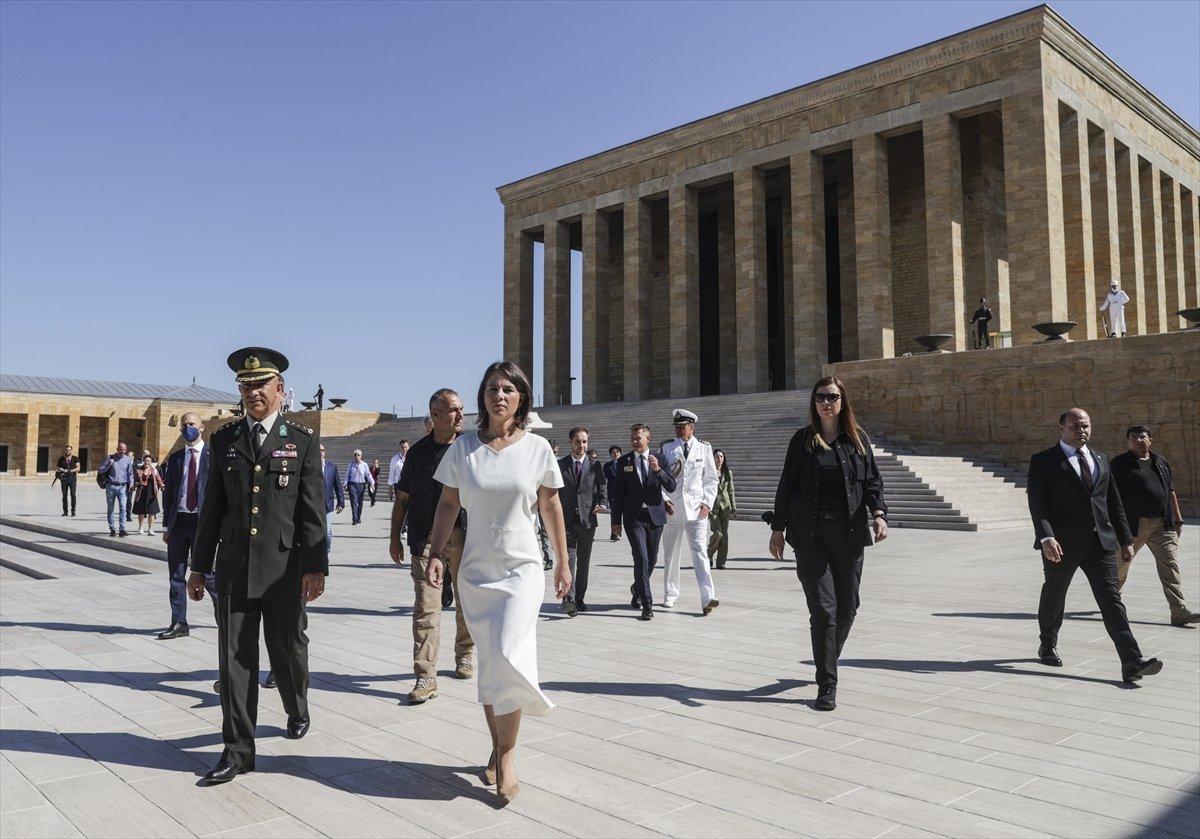 Almanya Dışişleri Bakanı Annalena Baerbock Anıtkabir'de