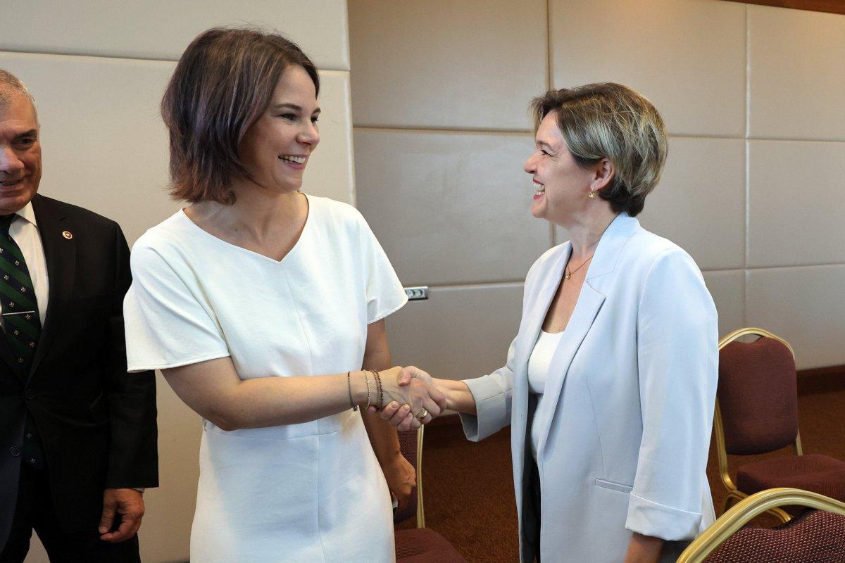 Almanya Dışişleri Bakanı Baerbock muhalefet heyetleriyle görüştü
