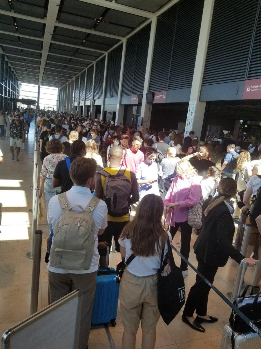 İstanbul Havalimanı'ndaki yolcular hizmetten memnun