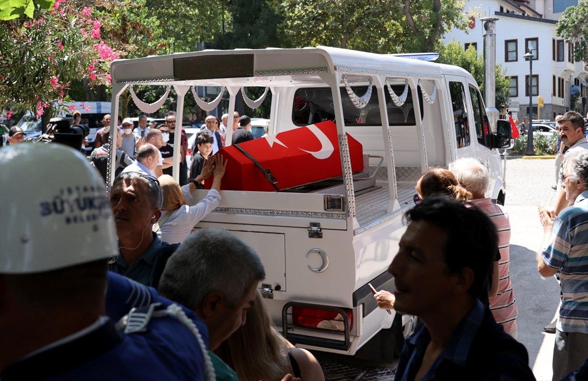 İlhan İrem için cenaze töreni düzenlendi