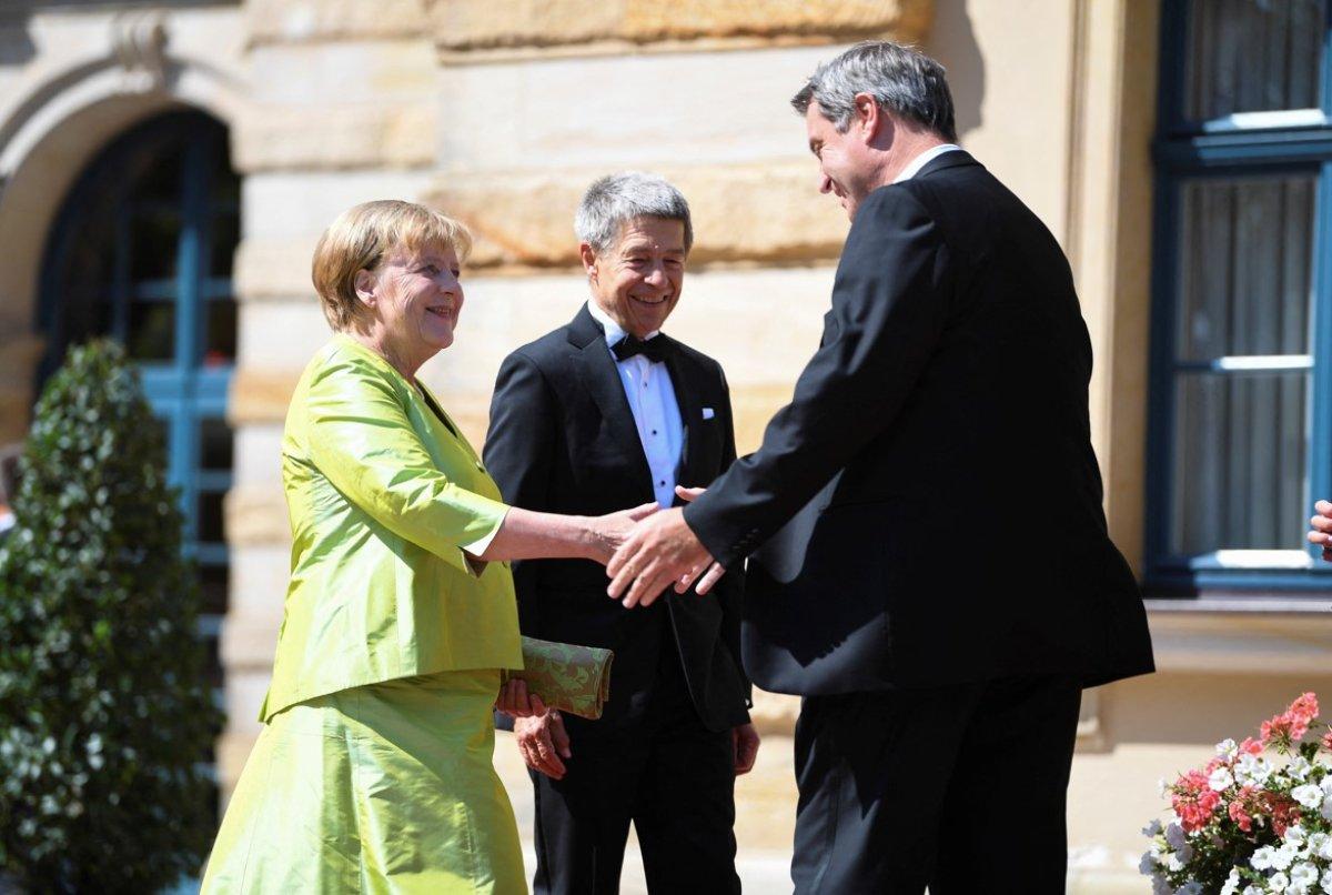 Angela Merkel opera festivalinde görüntülendi