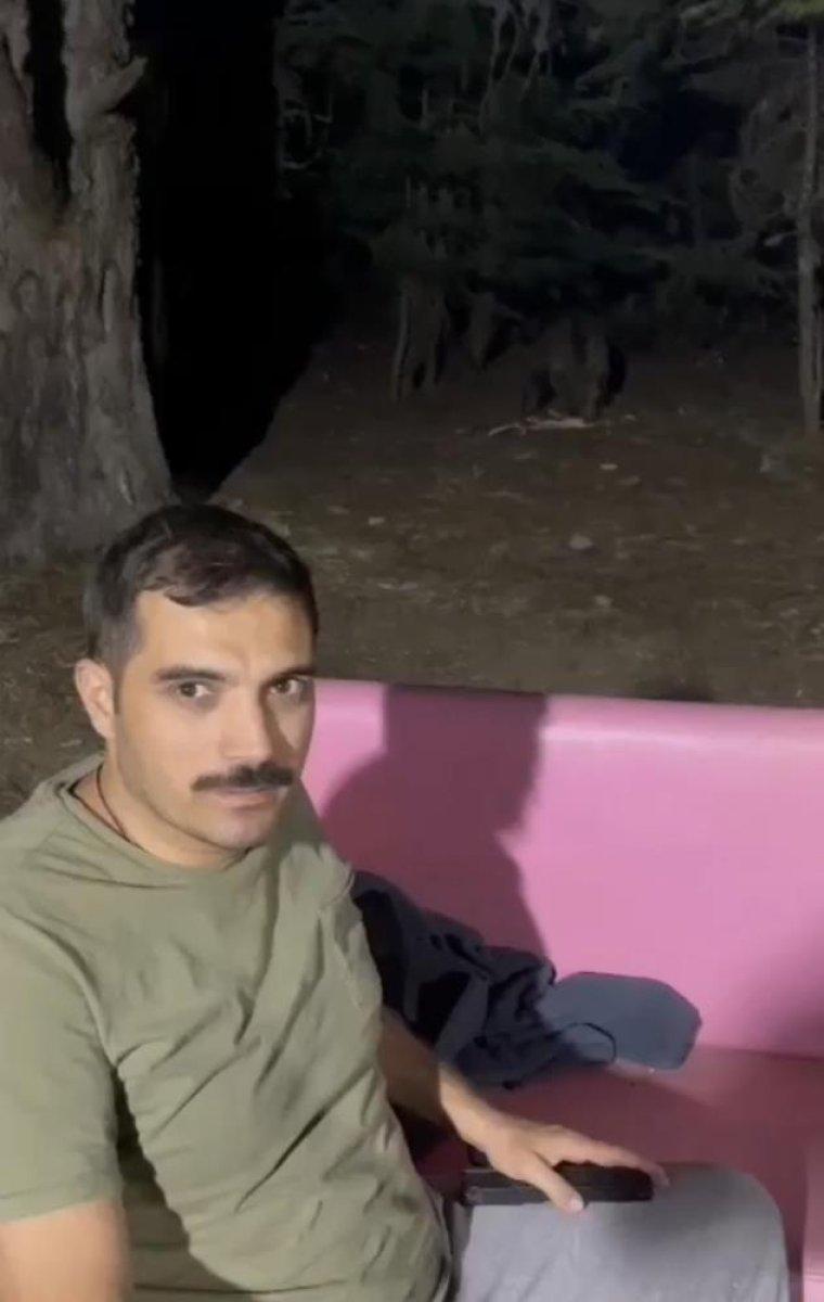 Bursa'da karşısına çıkan ayıyla sakince konuşan adam herkesi şaşırttı