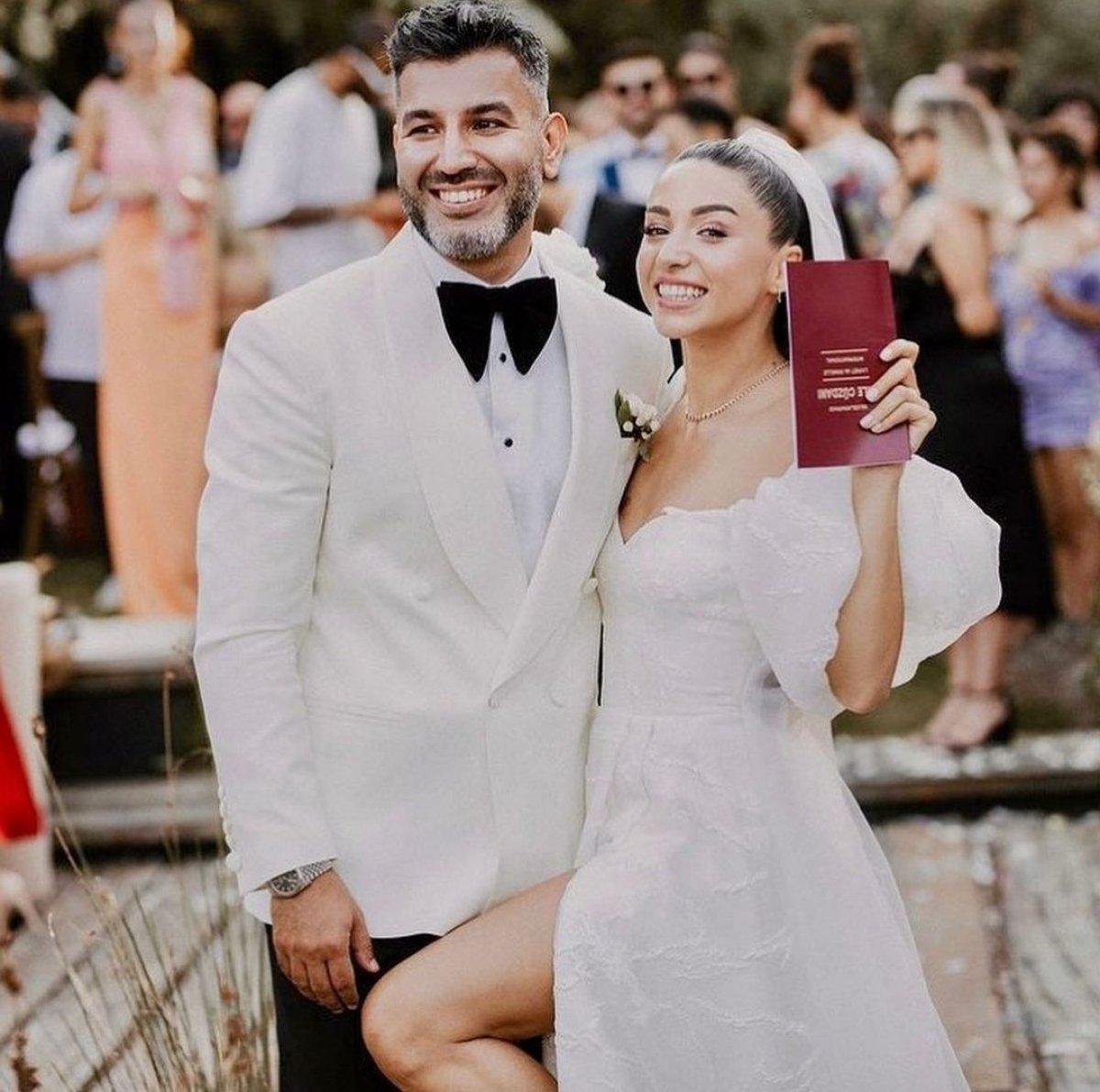 Çağla Şikel'in Tolga Akış ile aşk yaşadığı iddia ediliyor