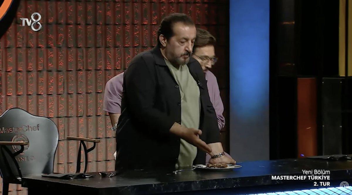 MasterChef'te yarışmacının yaptığı hata görenleri şaşkına çevirdi