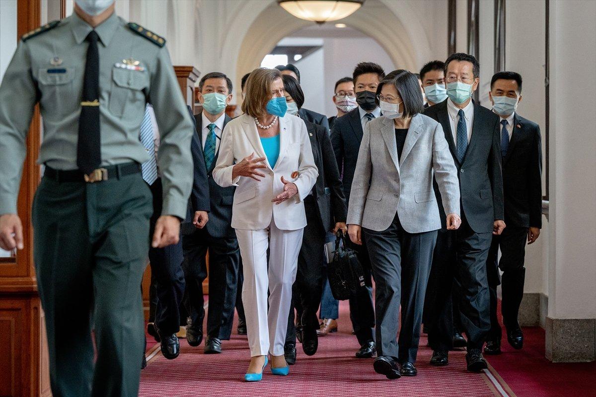Tayvan, Pelosi'ye şeref madalyası verdi
