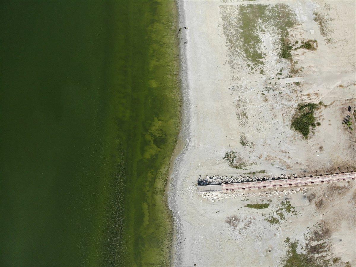 Burdur Gölü'nde alg patlaması