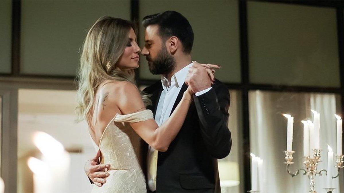 Alişan, Çağla Şıkel'e sahip çıktı