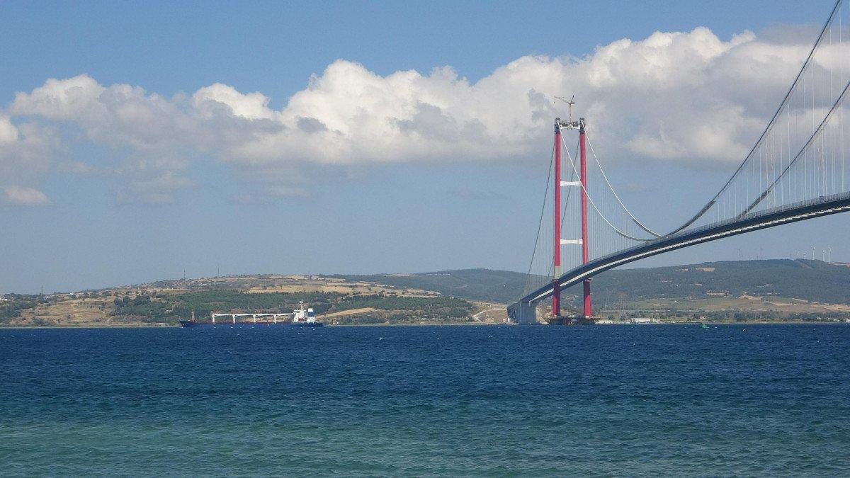 Tahıl gemisi Çanakkale Boğazı'na ulaştı