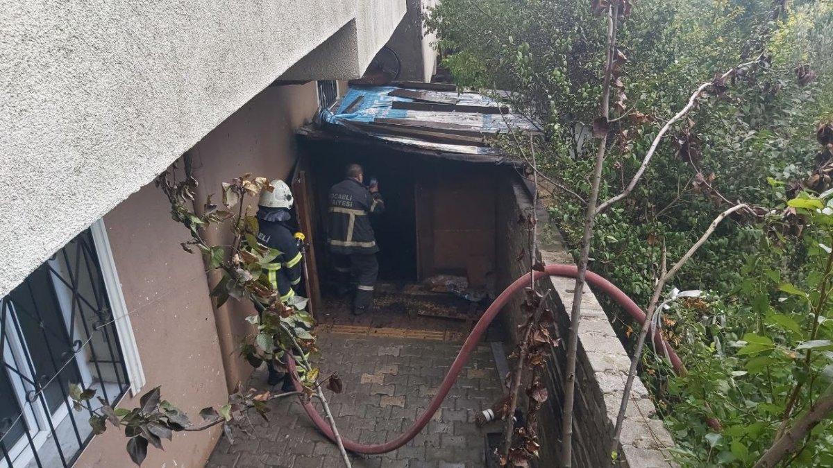 Kocaeli'de ekmek yapan kadınlar yangın çıkardı