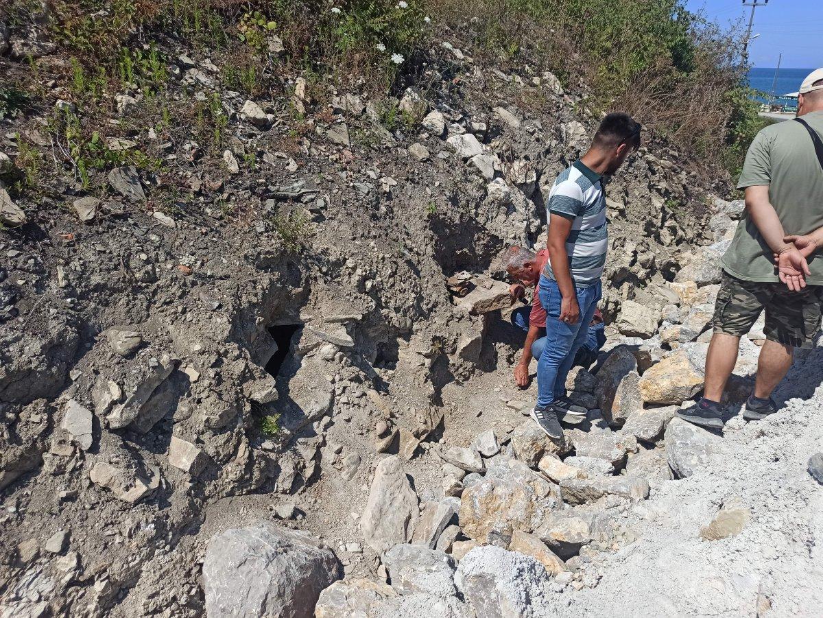 Kastamonu'da kuzeninin mezarını ararken bin 500 yıllık Bizans mezarını buldu