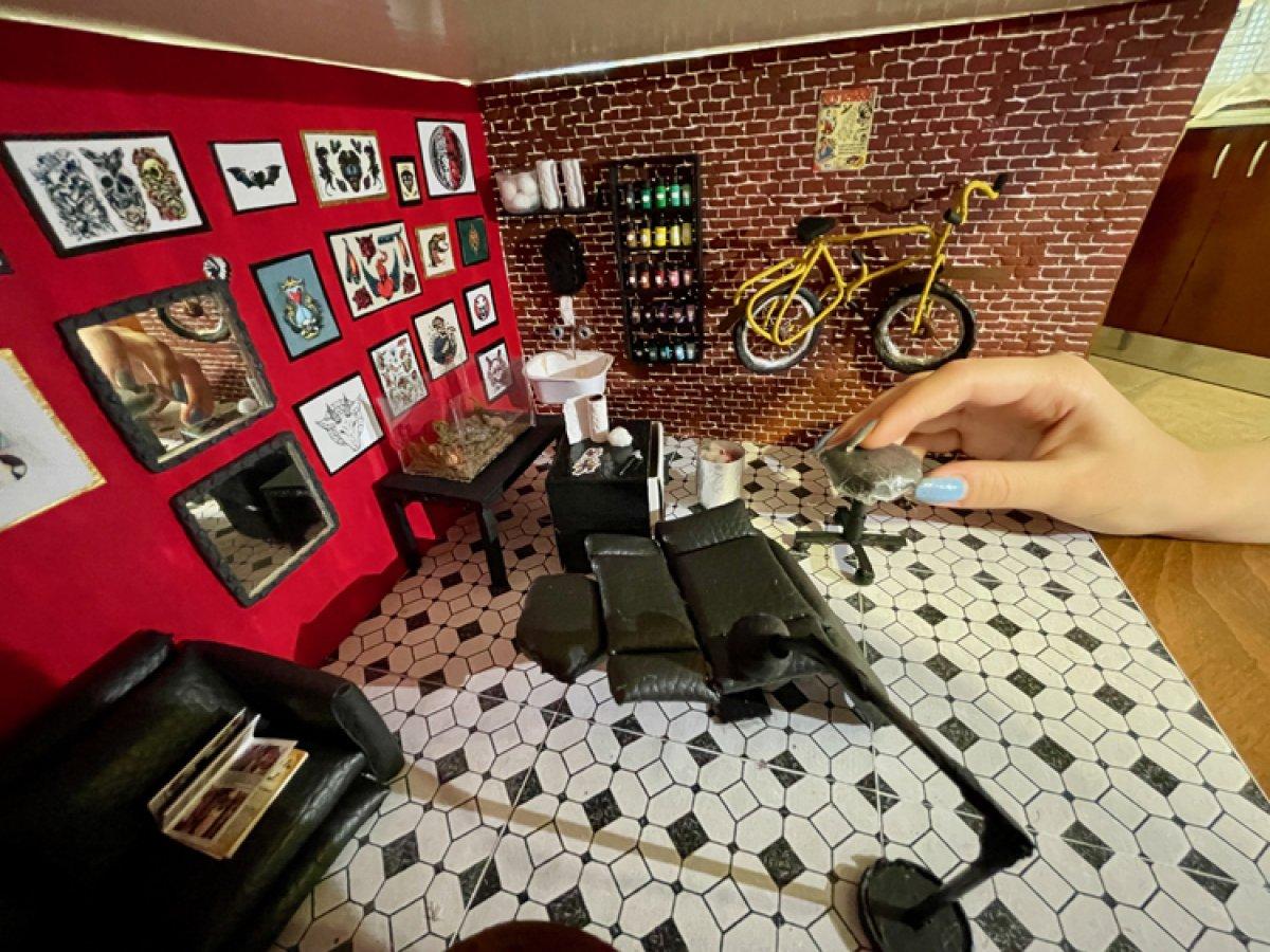 Eskişehir'de üniversite öğrencisi atıklardan minyatür yapıyor