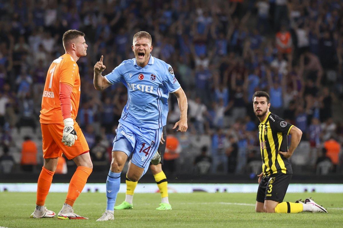 Trabzonspor, İstanbulspor'u mağlup etti