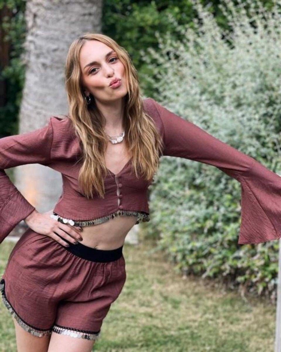 Nilperi Şahinkaya, kendini anlattı