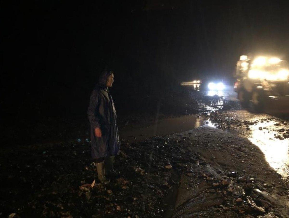 Giresun'da şiddetli yağış sonrası sel ve heyelan