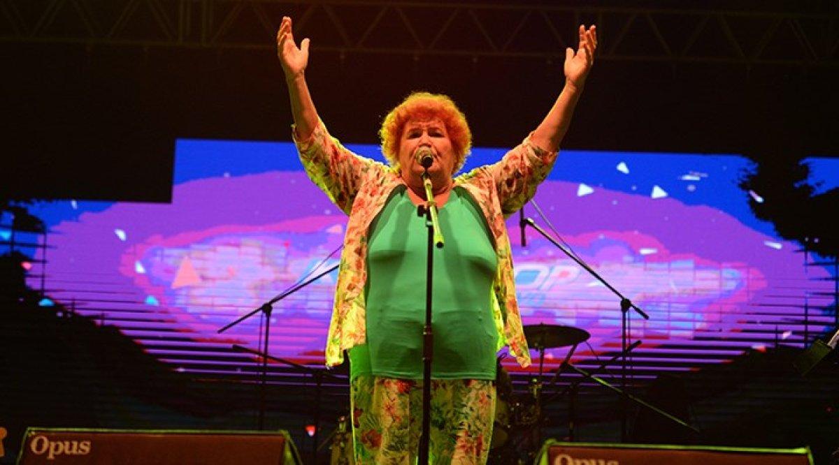 Selda Bağcan'a Gökhan Türkmen'den eleştiri