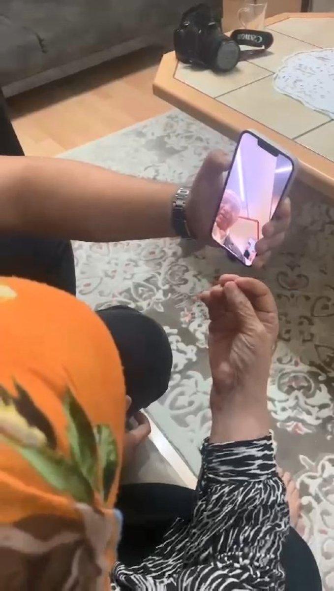 Cumhurbaşkanı Erdoğan, kendisiyle aynı adı ve soyadı taşıyan gençle konuştu