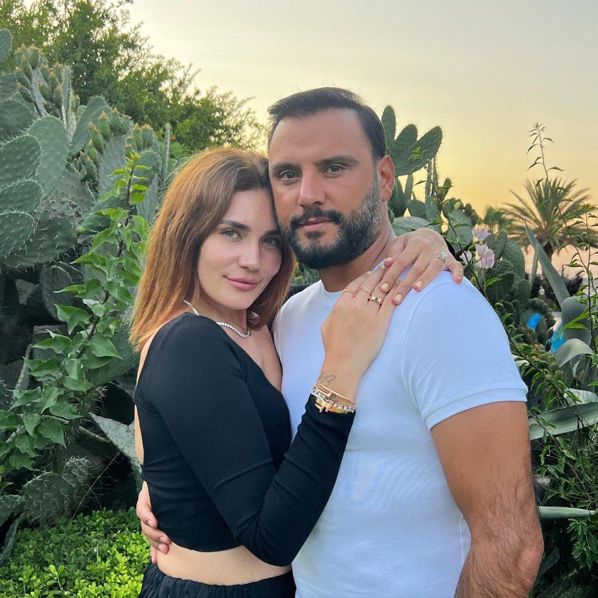 Alişan bateri çaldı, Buse Varol söyledi