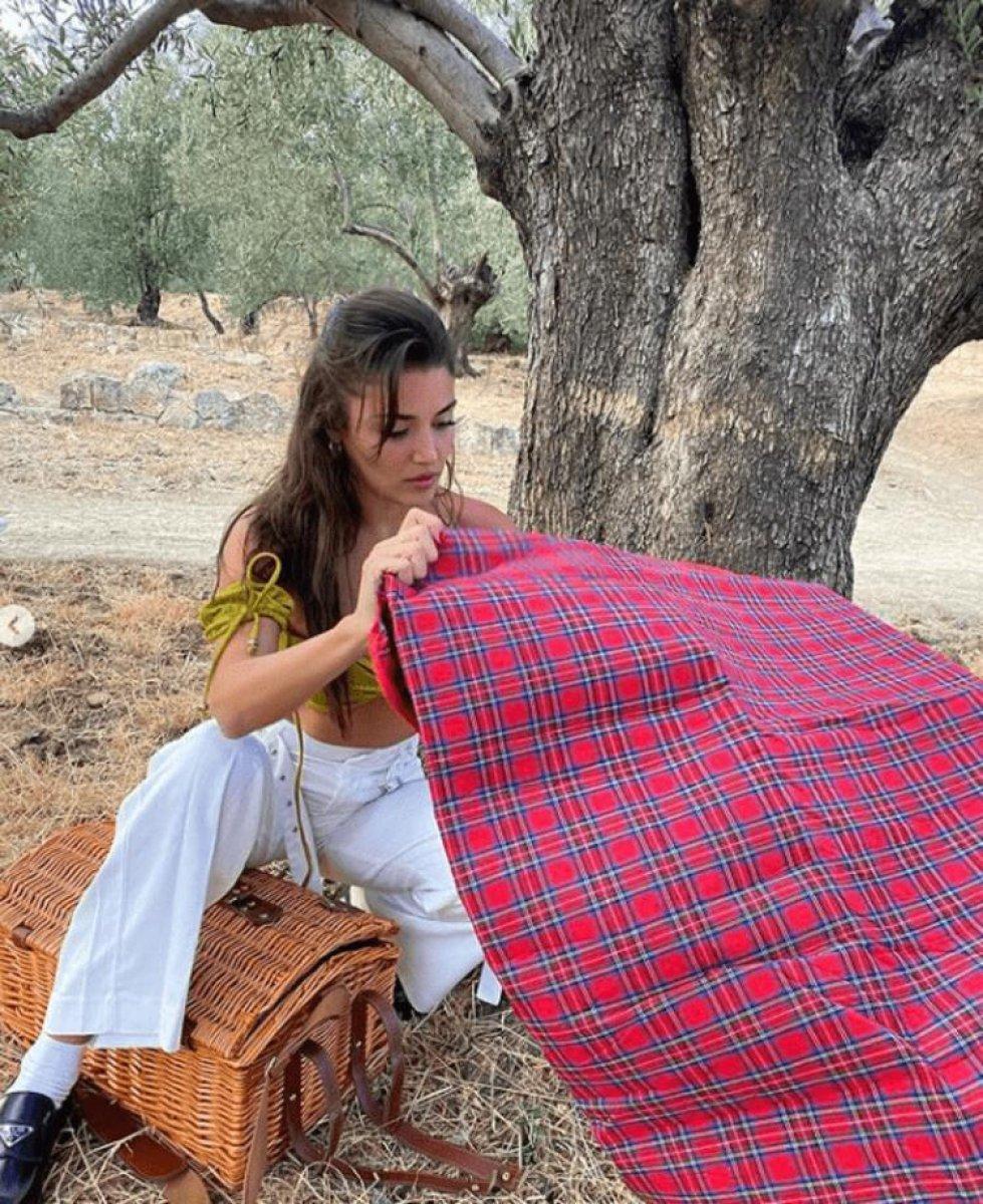 Hande Erçel, piknikte