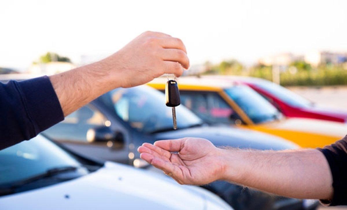 Ticaret Bakanlığı sıfır otomobilde ‘al-sat’a kısıtlama getiriyor