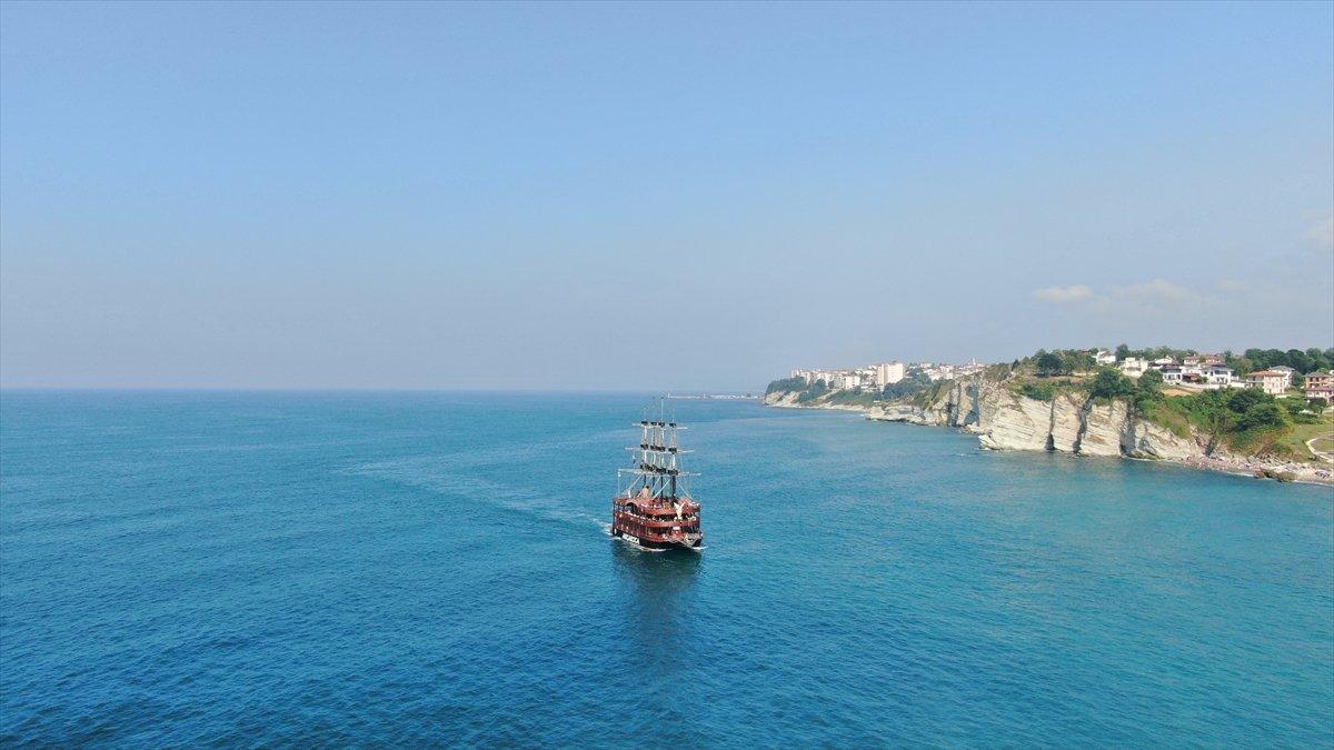 Düzce'nin Akçakoca ilçesi doğa ve deniz tutkunlarını ağırlıyor