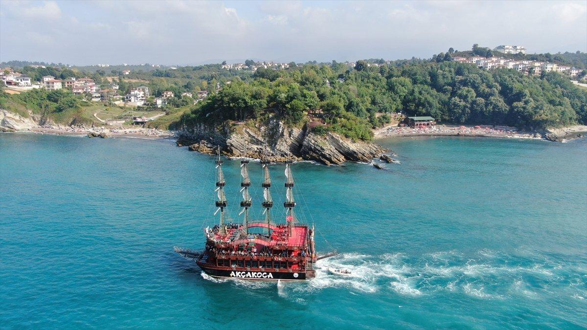 Düzce'nin Akçakoca ilçesi doğa ve deniz tutkunlarını ağırlıyor