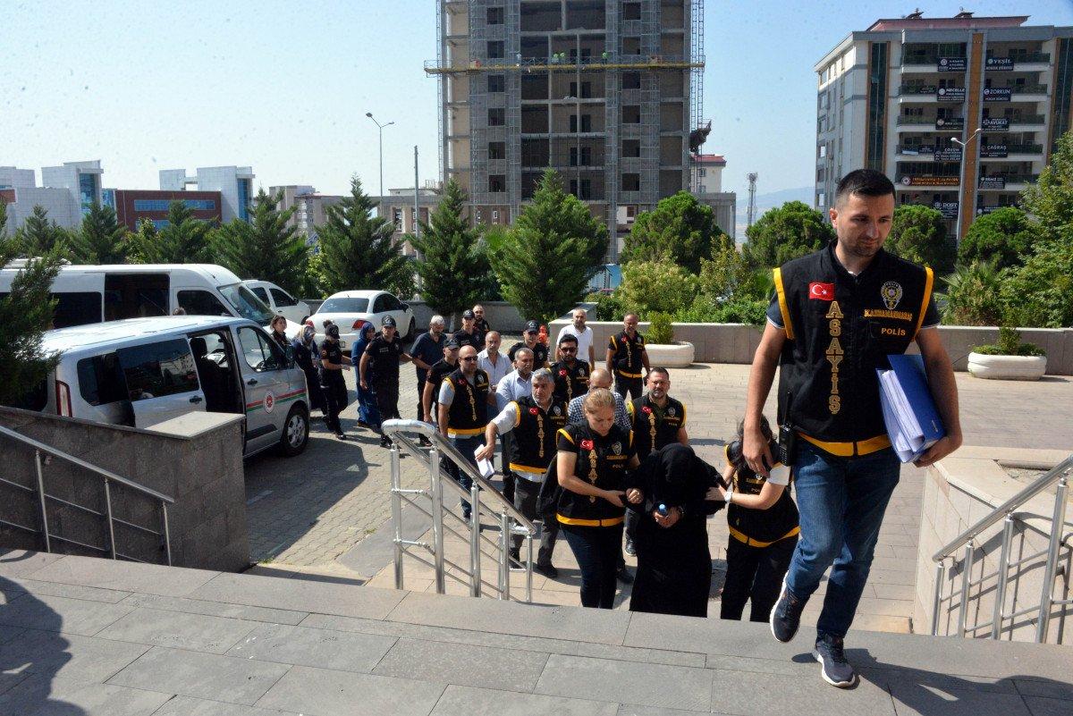 Kahramanmaraş'ta eşini ve kızını öldürdüğünü itiraf eden kadın adliyeye sevk edildi