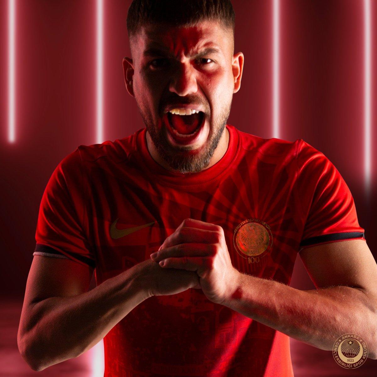 Gençlerbirliği 100'üncü yıl formasını duyurdu