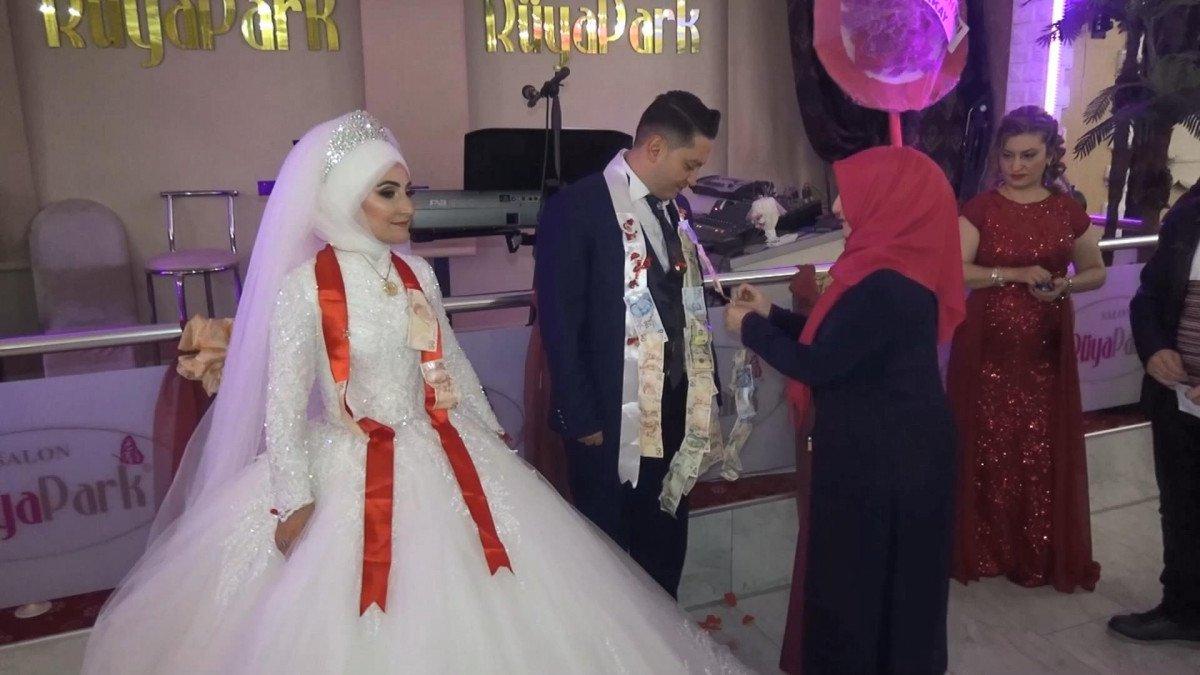 Bursa'da çantasına koyduğu 200 bin liralık altını, pazarda çaldırdı