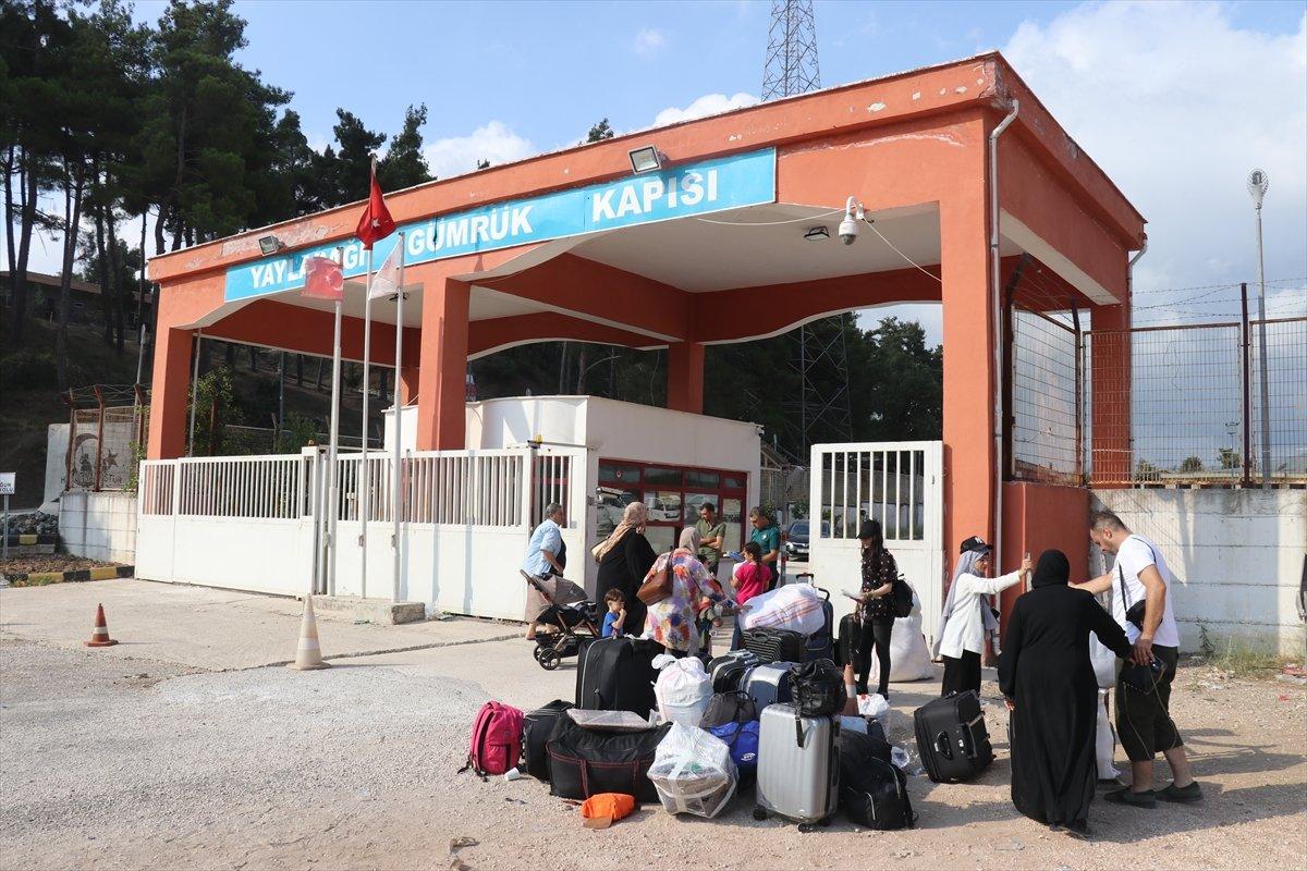 54 Suriyeli, Hatay ve Kilis'ten ülkelerine uğurlandı