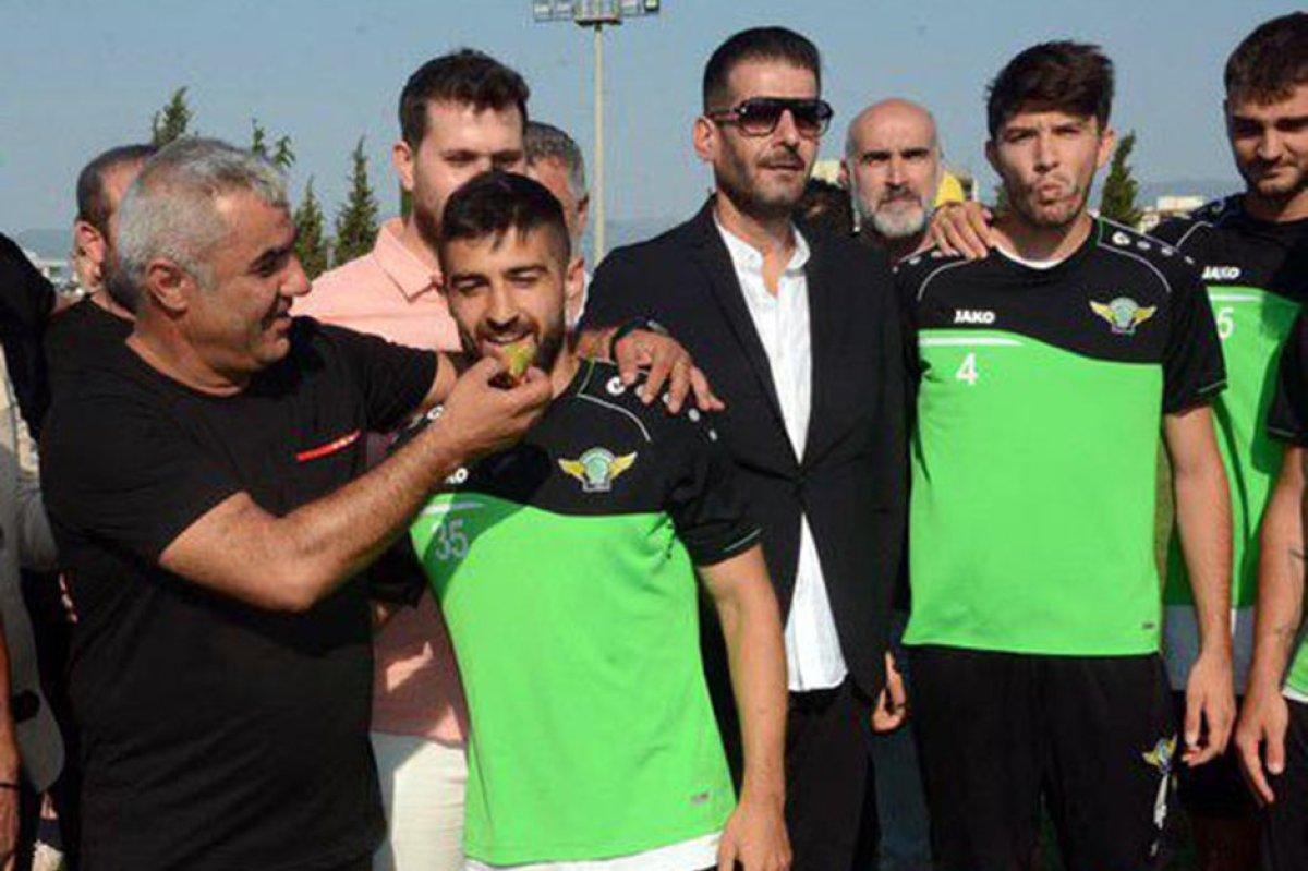 Başkan adayının baklavasını yiyen futbolcular kadro dışı kaldı