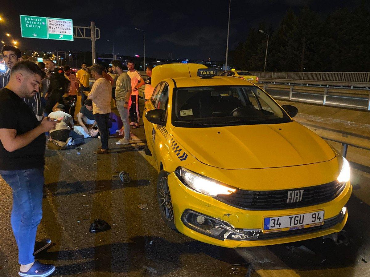 Sultangazi'de taksi şoförü, lastik değiştirirken kazaya kurban gitti