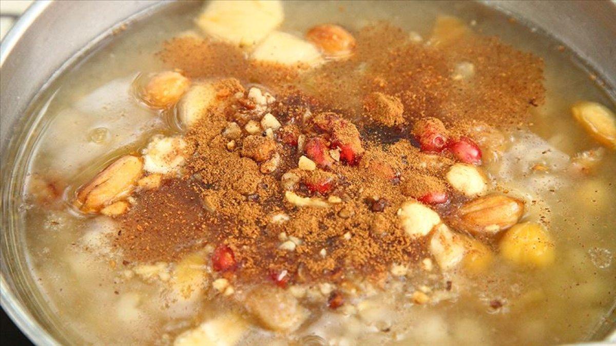 Aşure yapmak isteyenler için kolay tarif