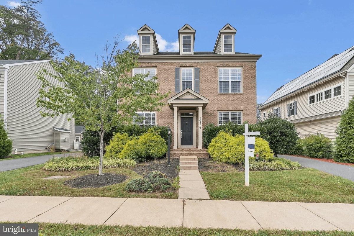 Hafter'in ailesi, ABD'deki mülklerini sattı