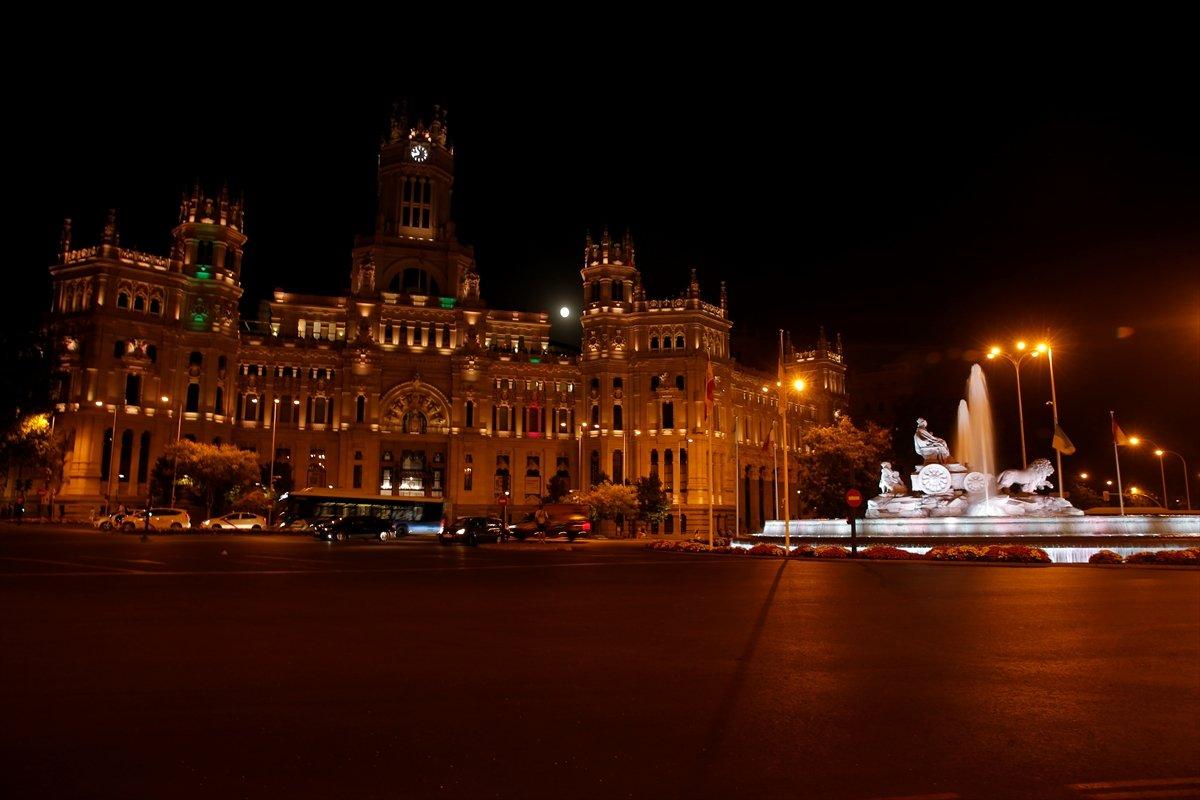 İspanya'da enerji tasarruf planı yürürlüğe girdi