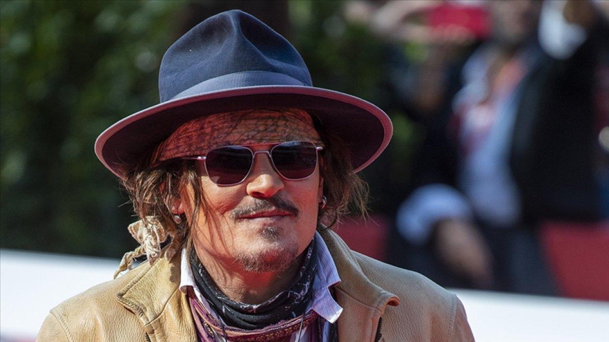 Johnny Deep'in dava sonrası filminden ilk kare